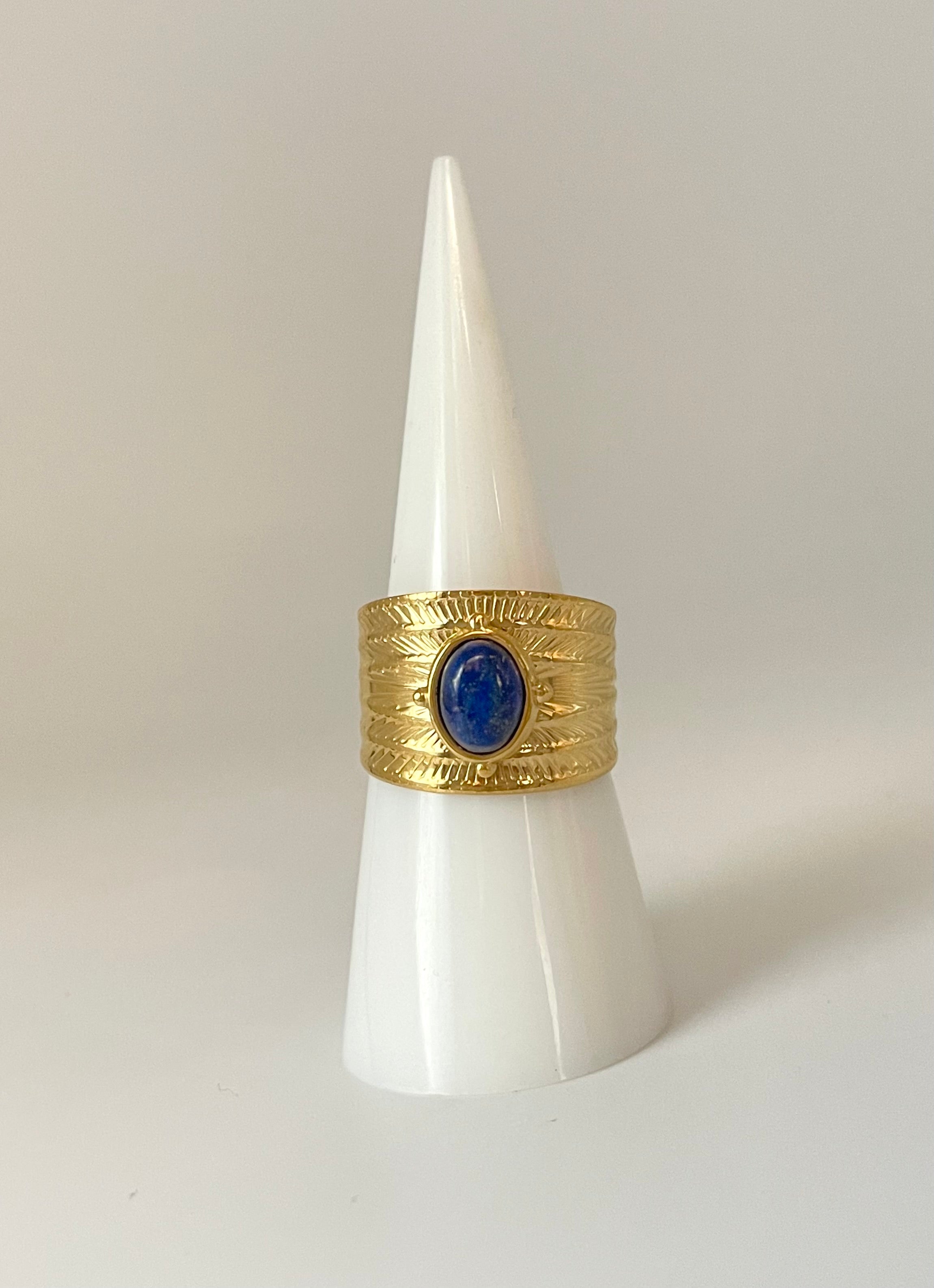 Lapislazuli ring