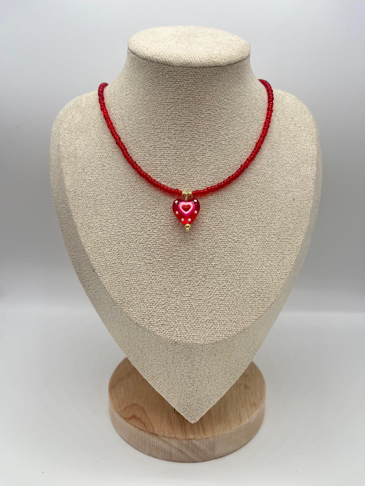 Red heart choker
